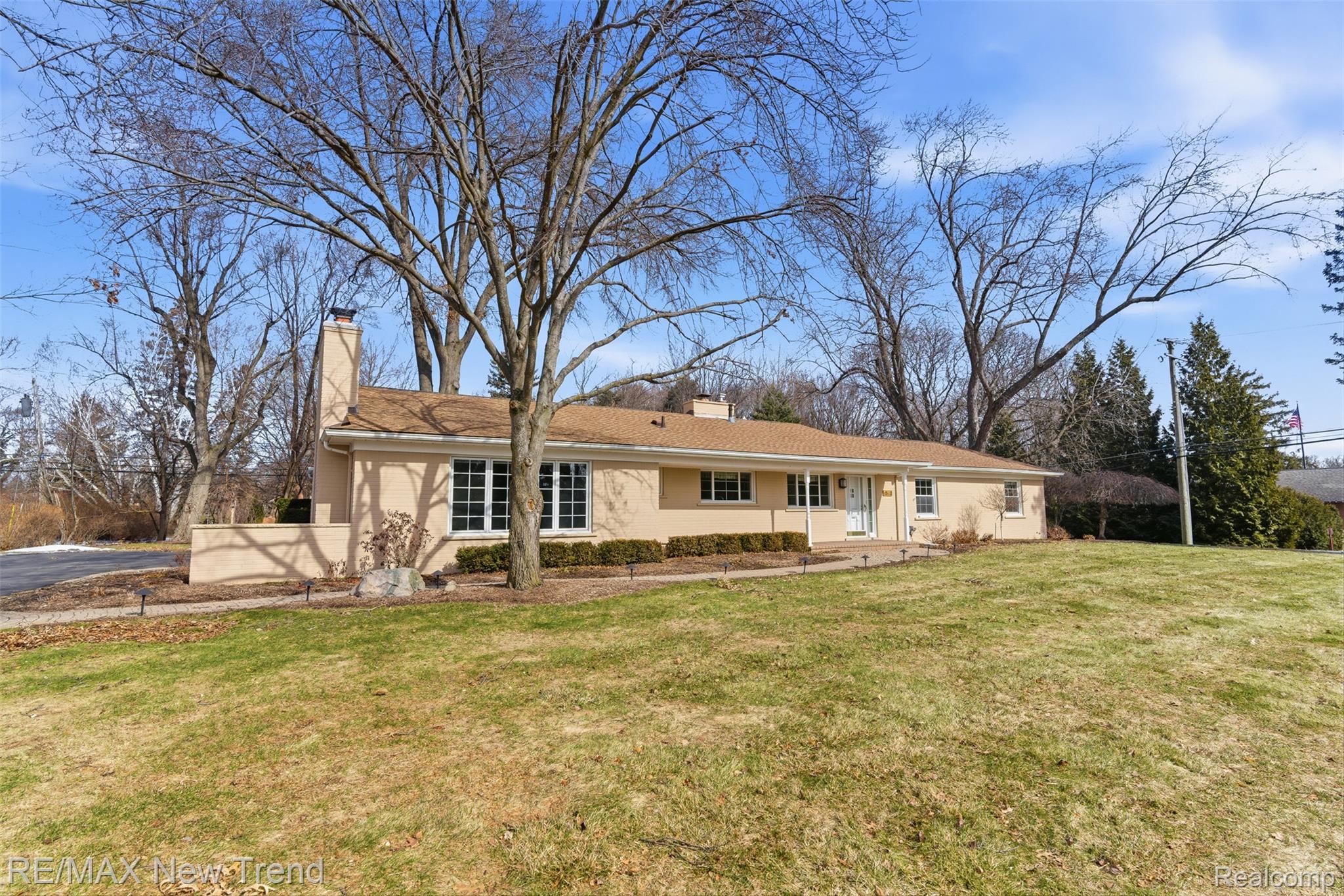 1043 Westview Road