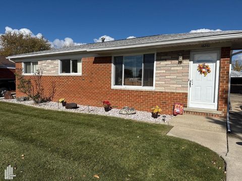 18261 Whitmore Drive Clinton Charter Township MI 48035