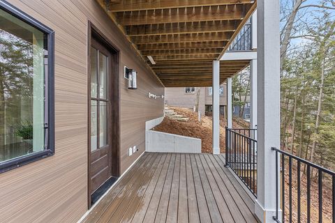 listing image 85