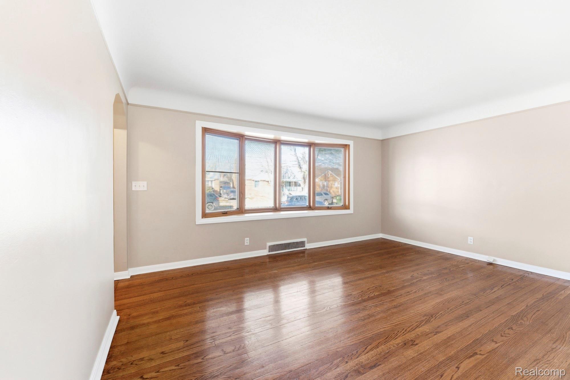 13311 Veronica Street