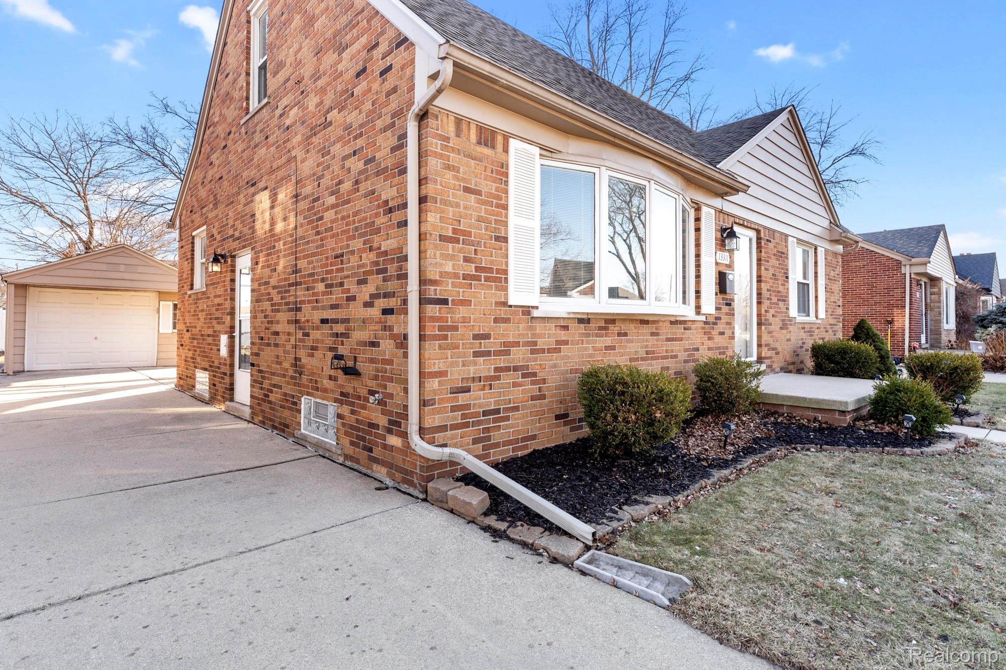 13311 Veronica Street