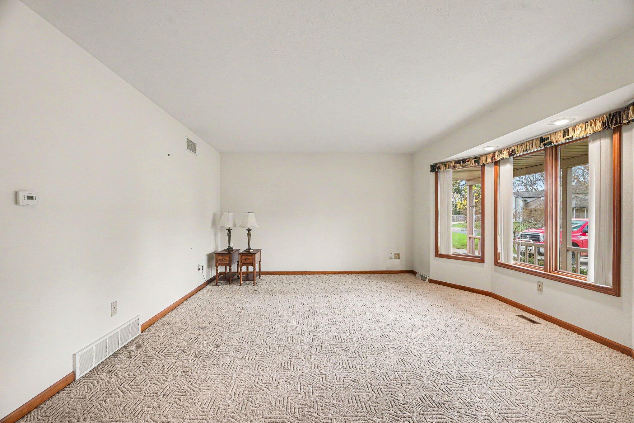 3724 Starchief Street