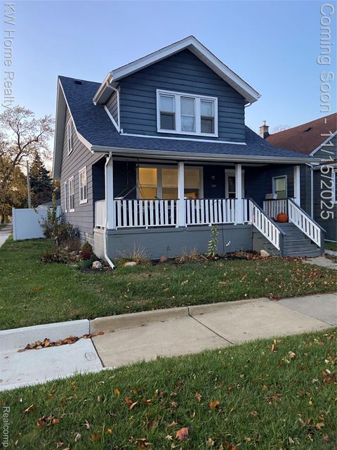 1682 Lafayette Boulevard Lincoln Park City MI 48146