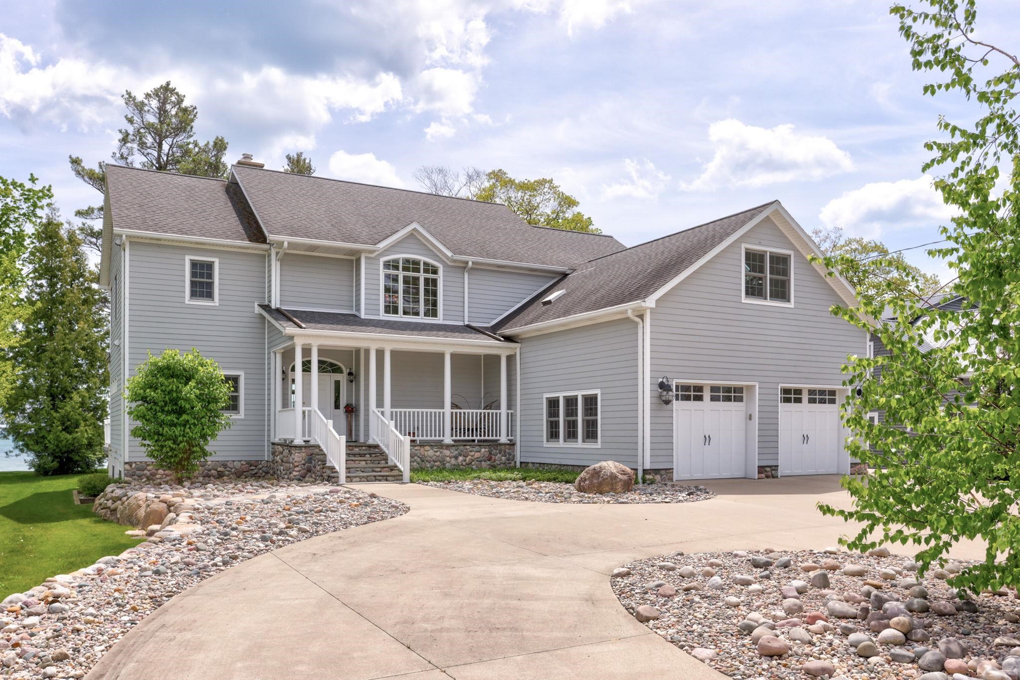 1147 N Bay Drive