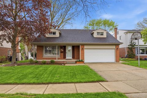 30515 Jeanine Street Livonia City MI 48152