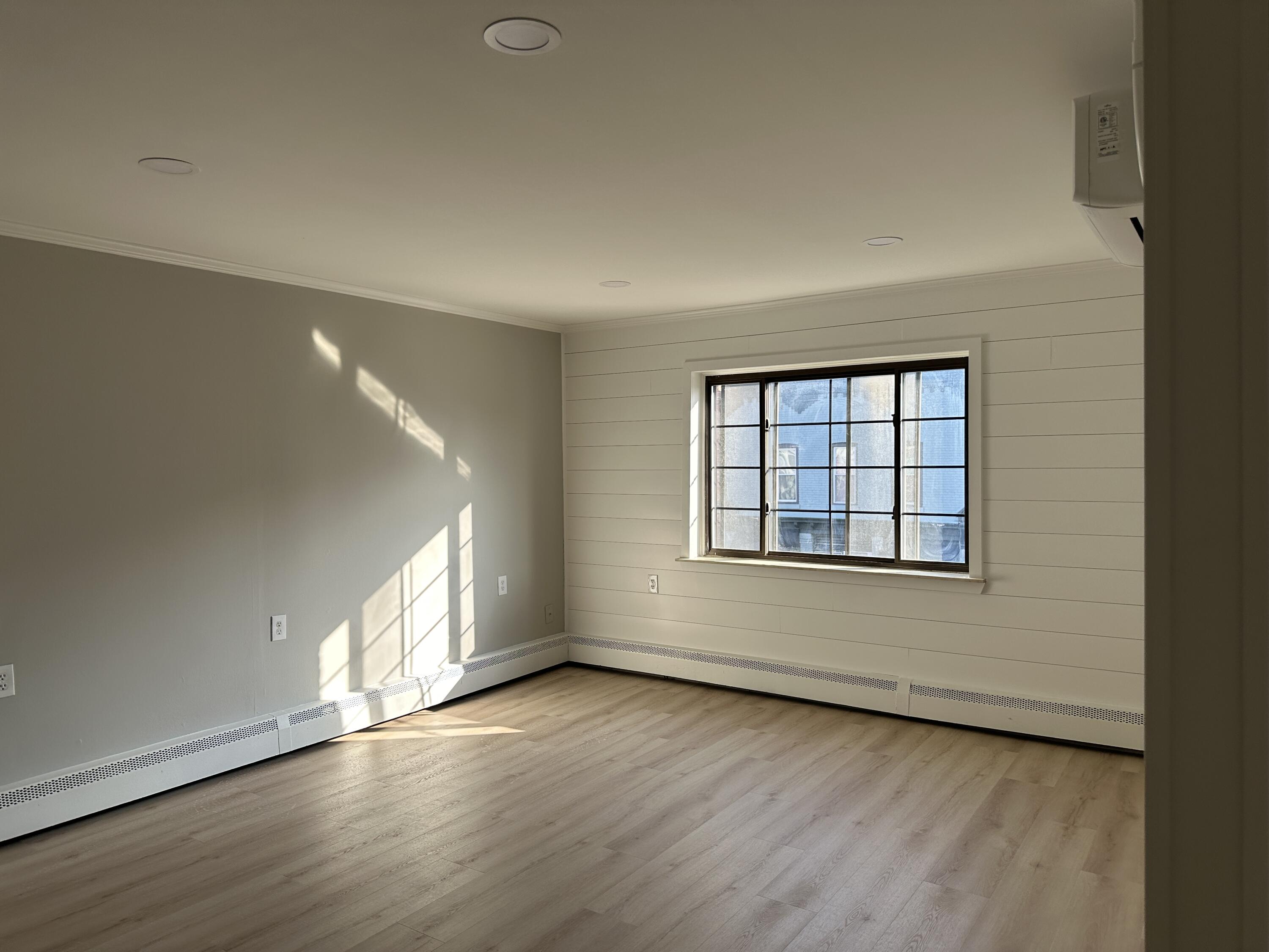 137 N Center Street 1