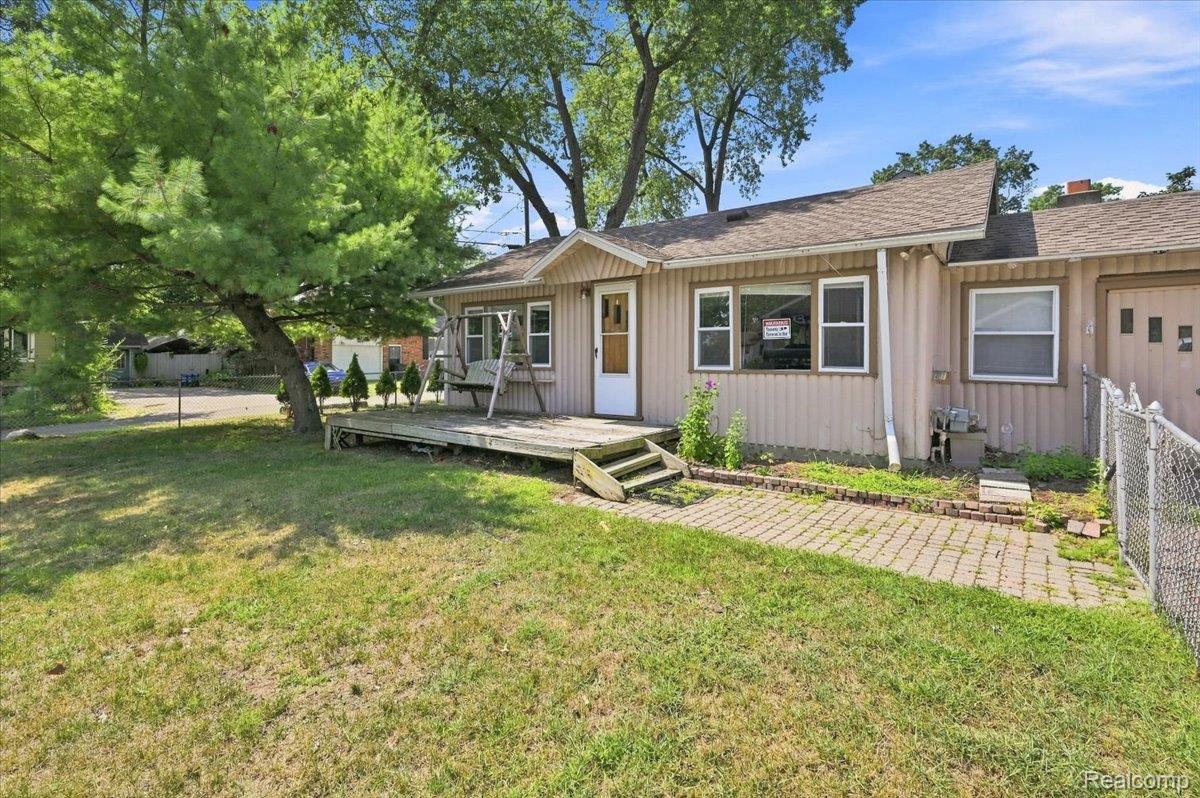 2428 Circle Drive