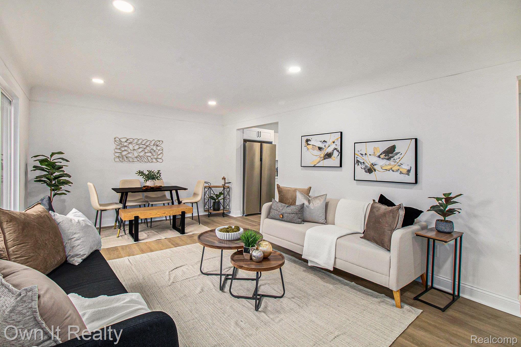 1866 N EVANGELINE Street