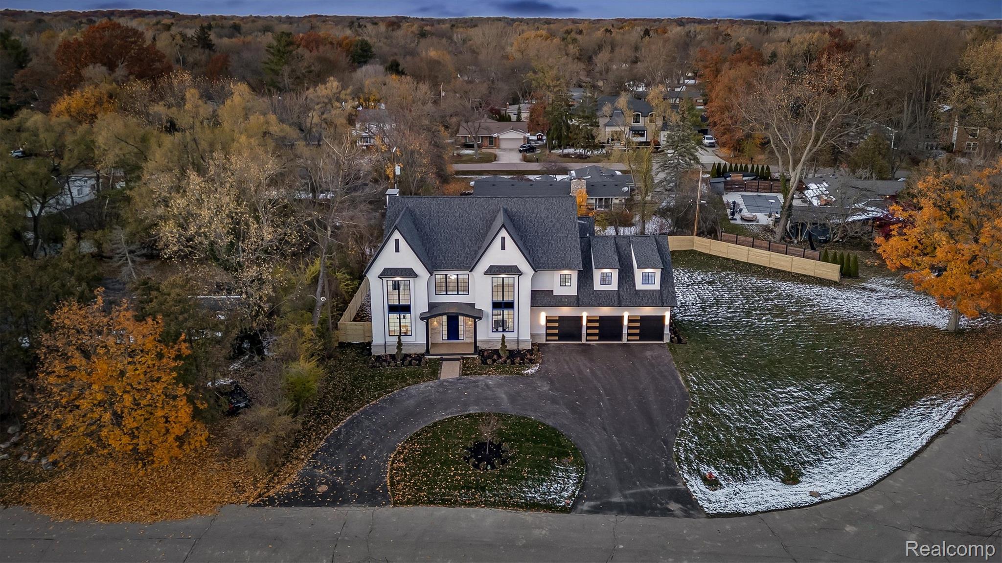 2840 Bolingbroke Drive