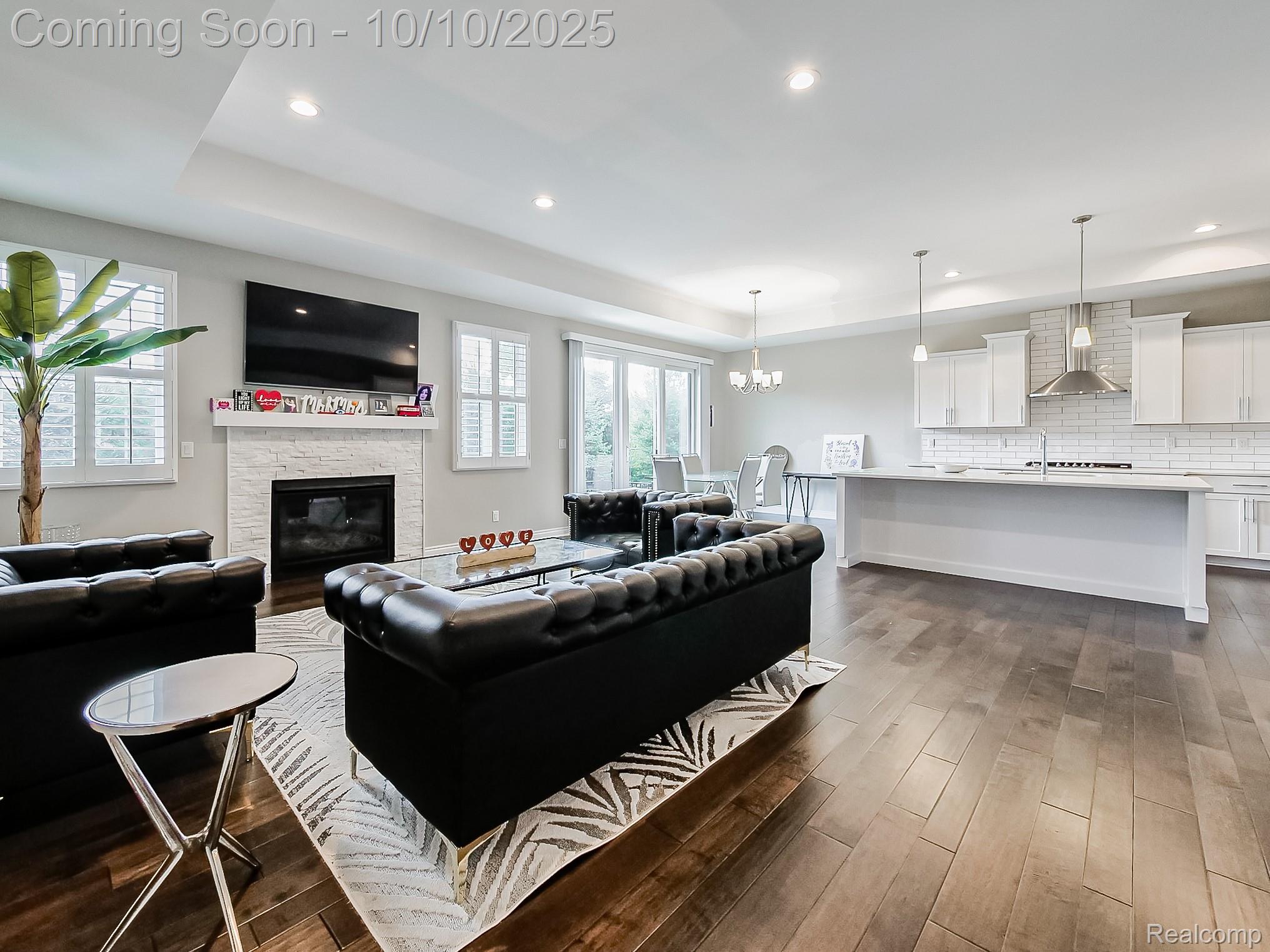 5809 Hartwick Drive