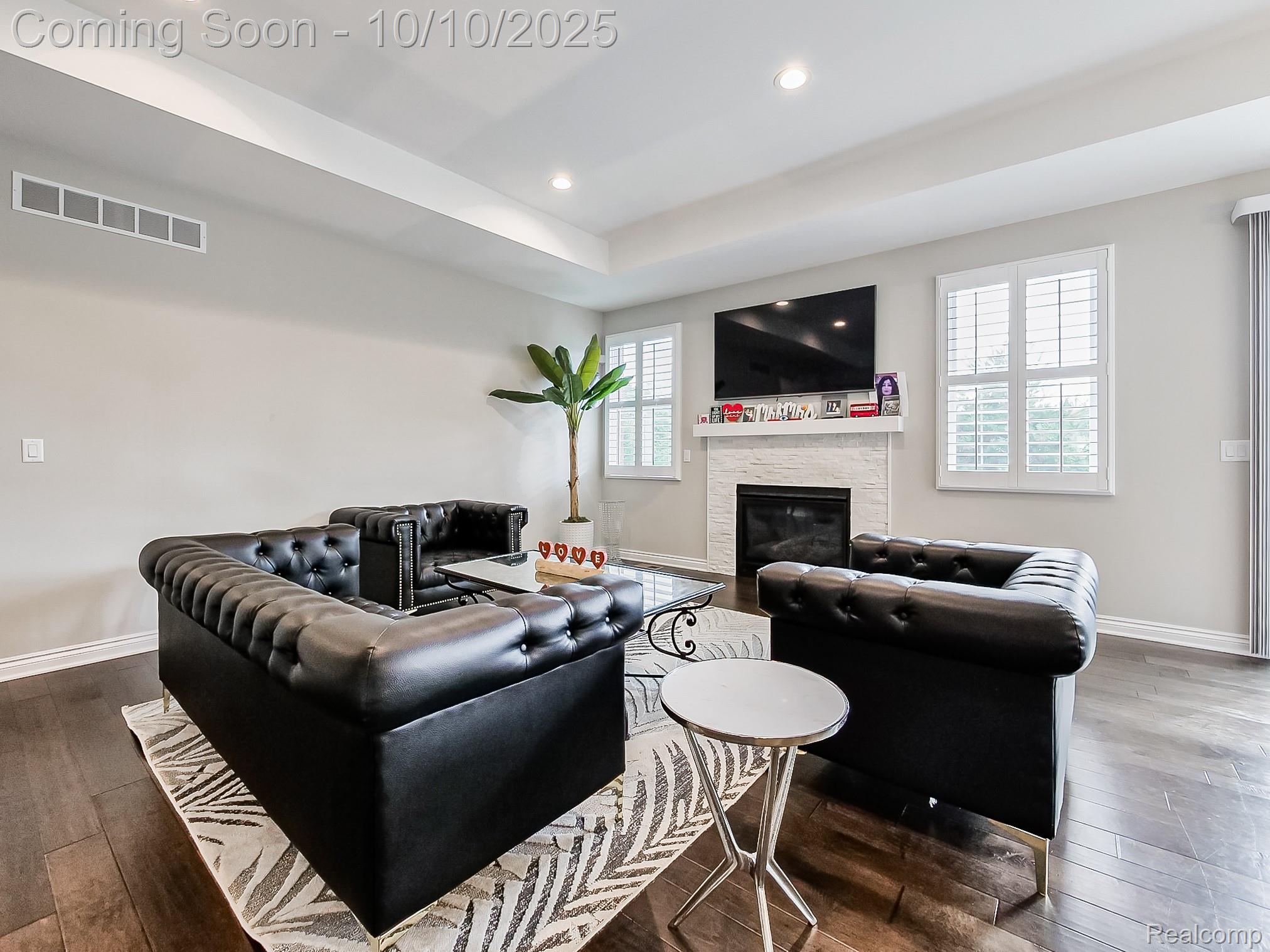 5809 Hartwick Drive