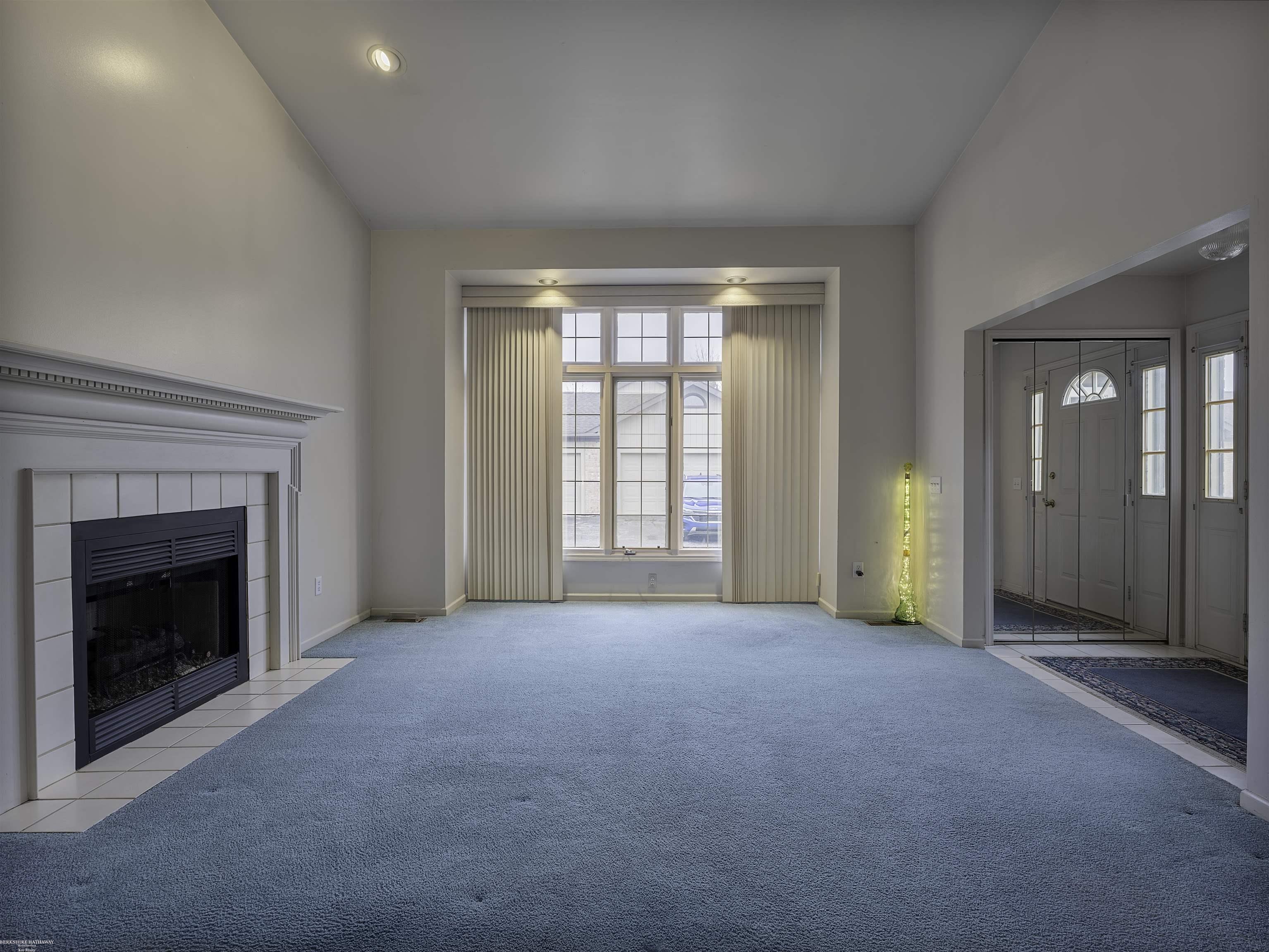 33882 Lakewood Drive