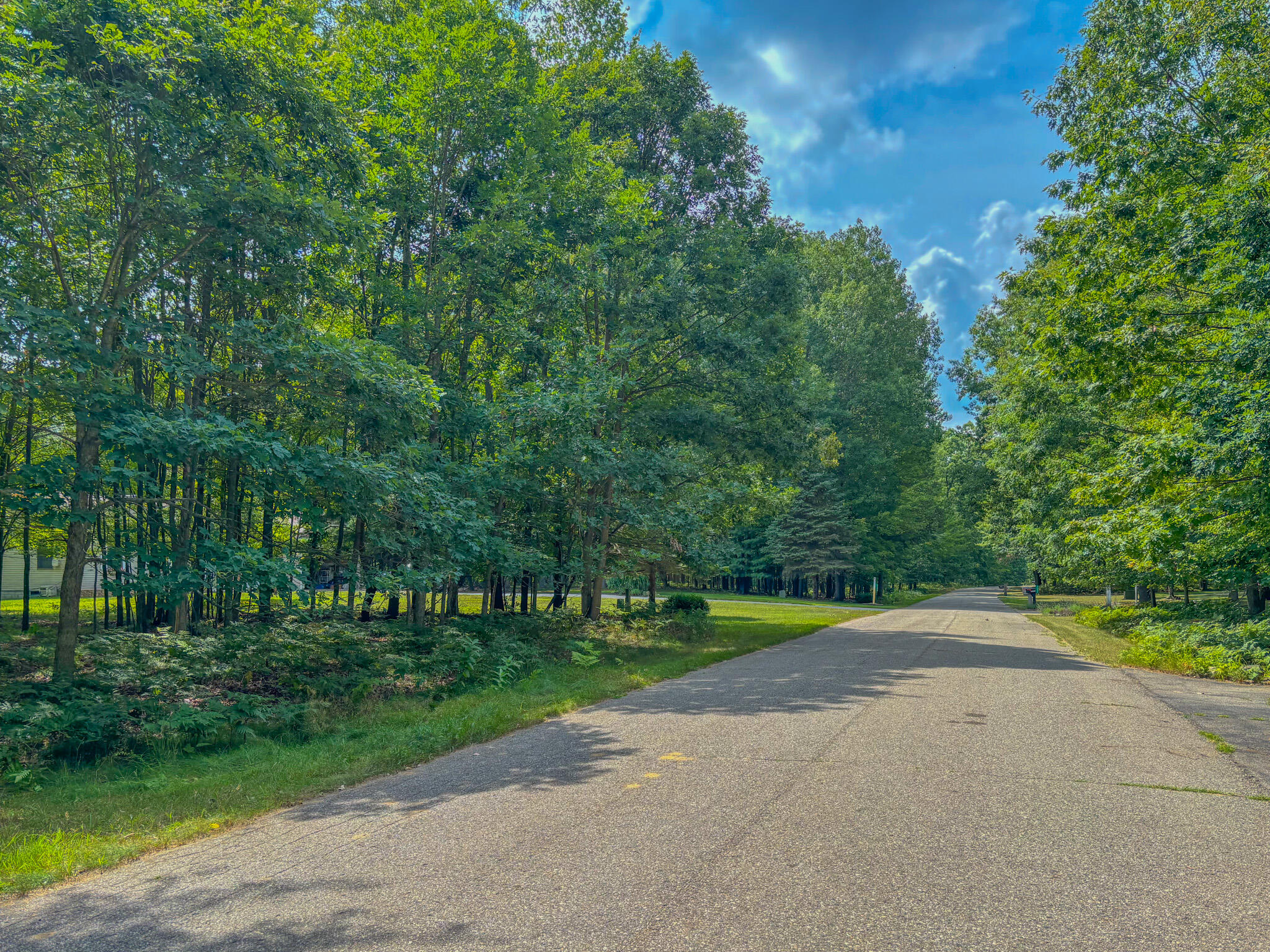 9385 Clubhouse Drive W