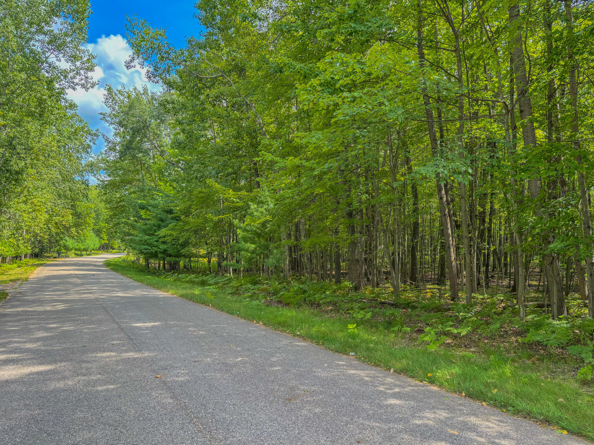 9385 Clubhouse Drive W