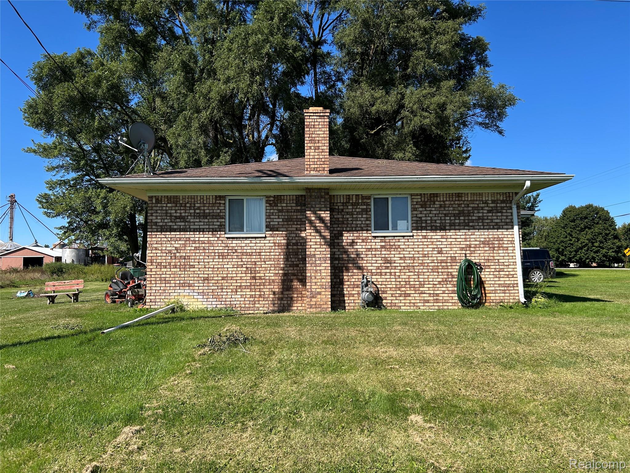 16401 Almont Road