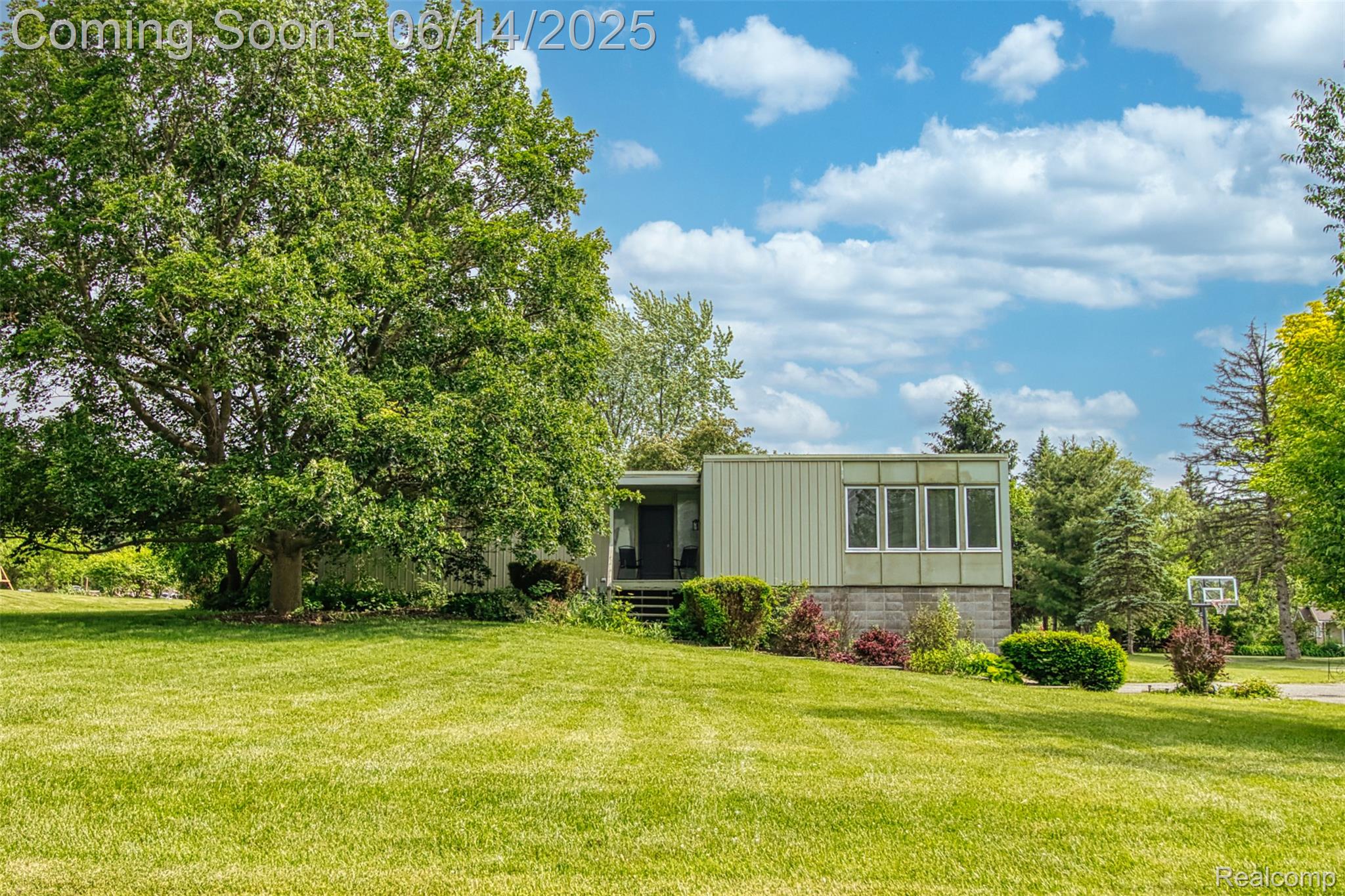 5215 Scenicvue Drive