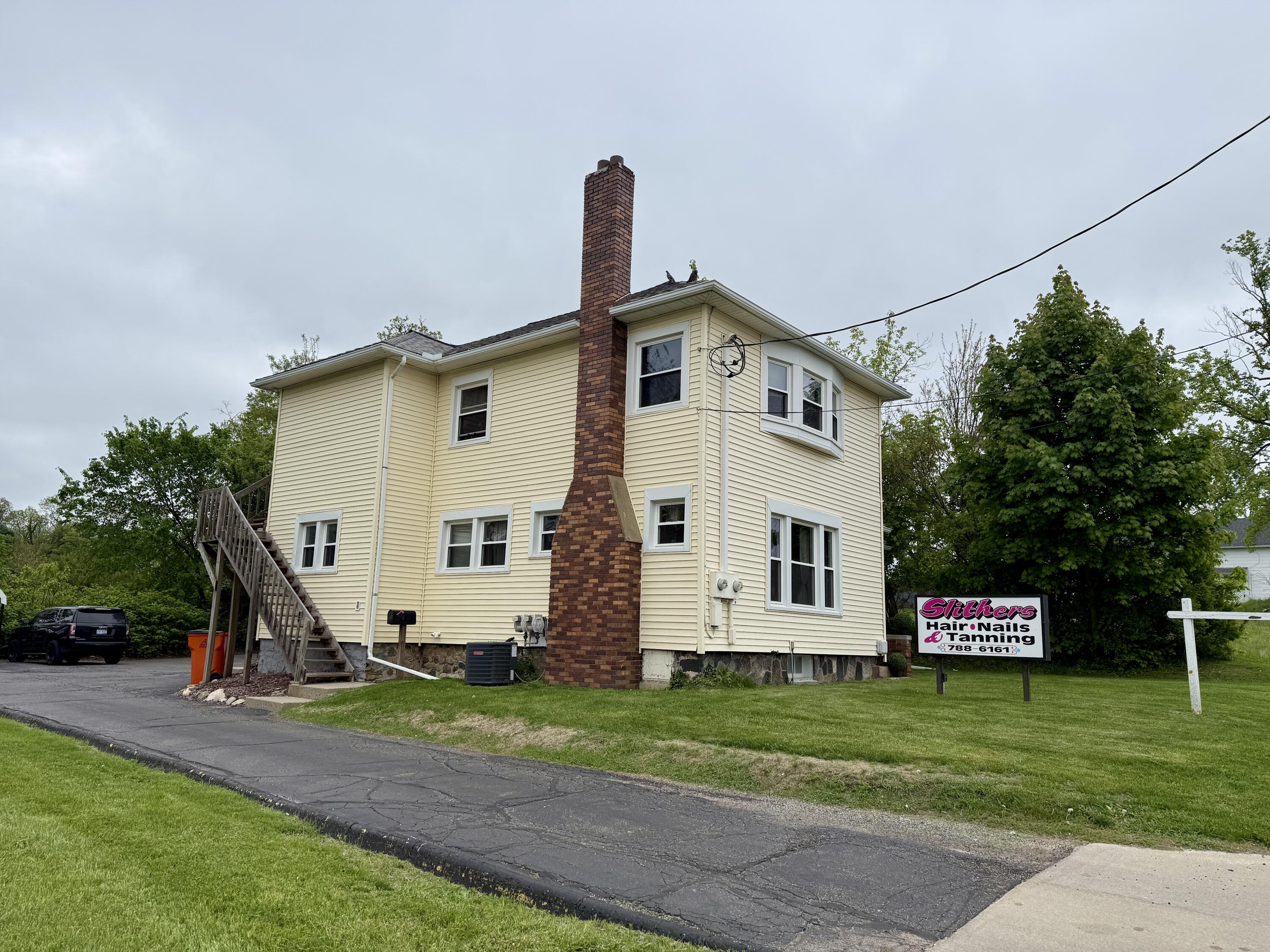 205 N West Avenue