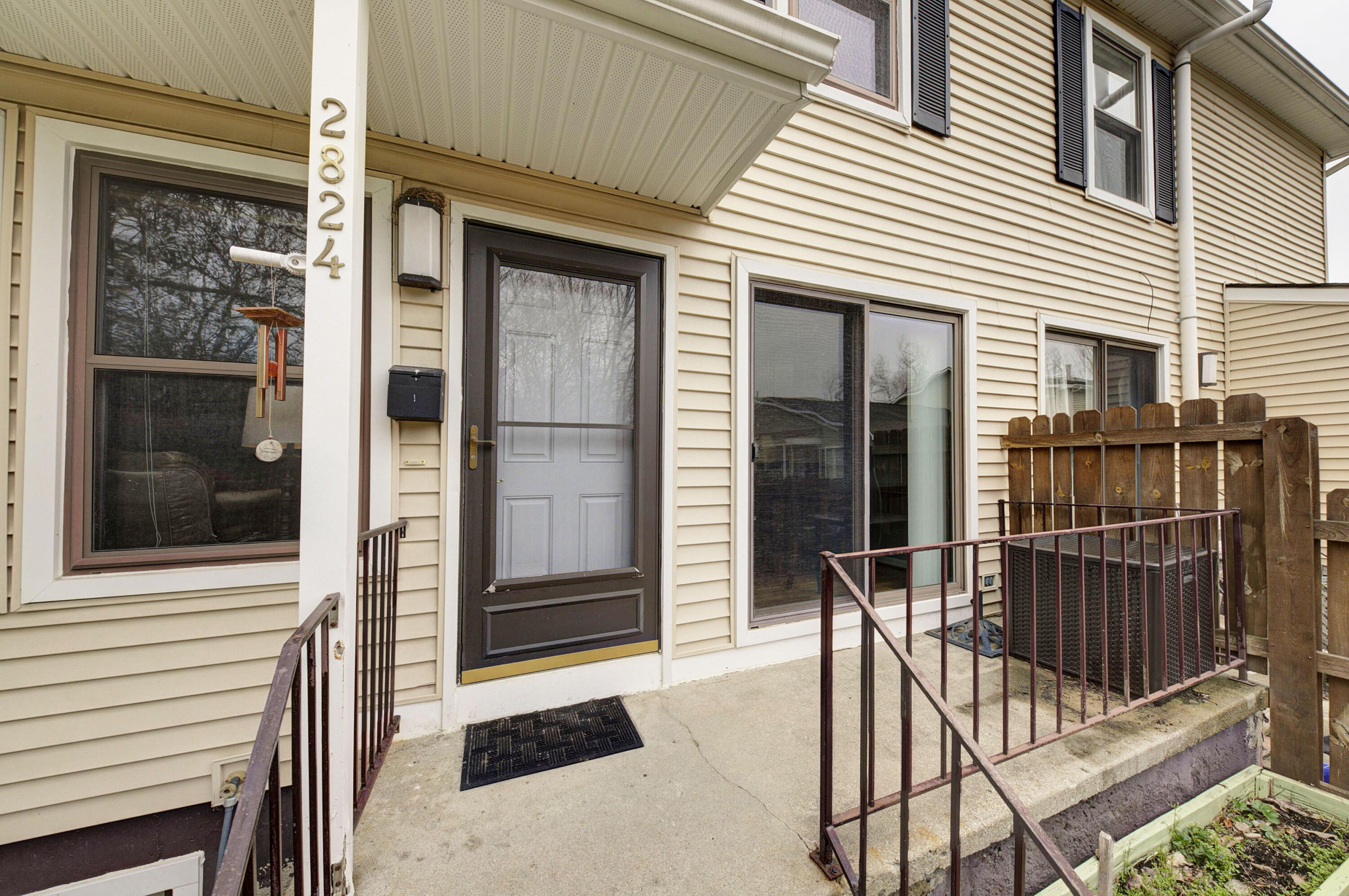 2824 Roundtree Boulevard