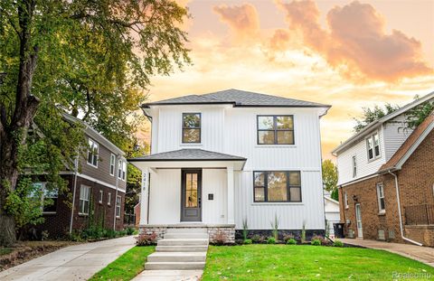 2418 Yale Avenue Royal Oak City MI 48067