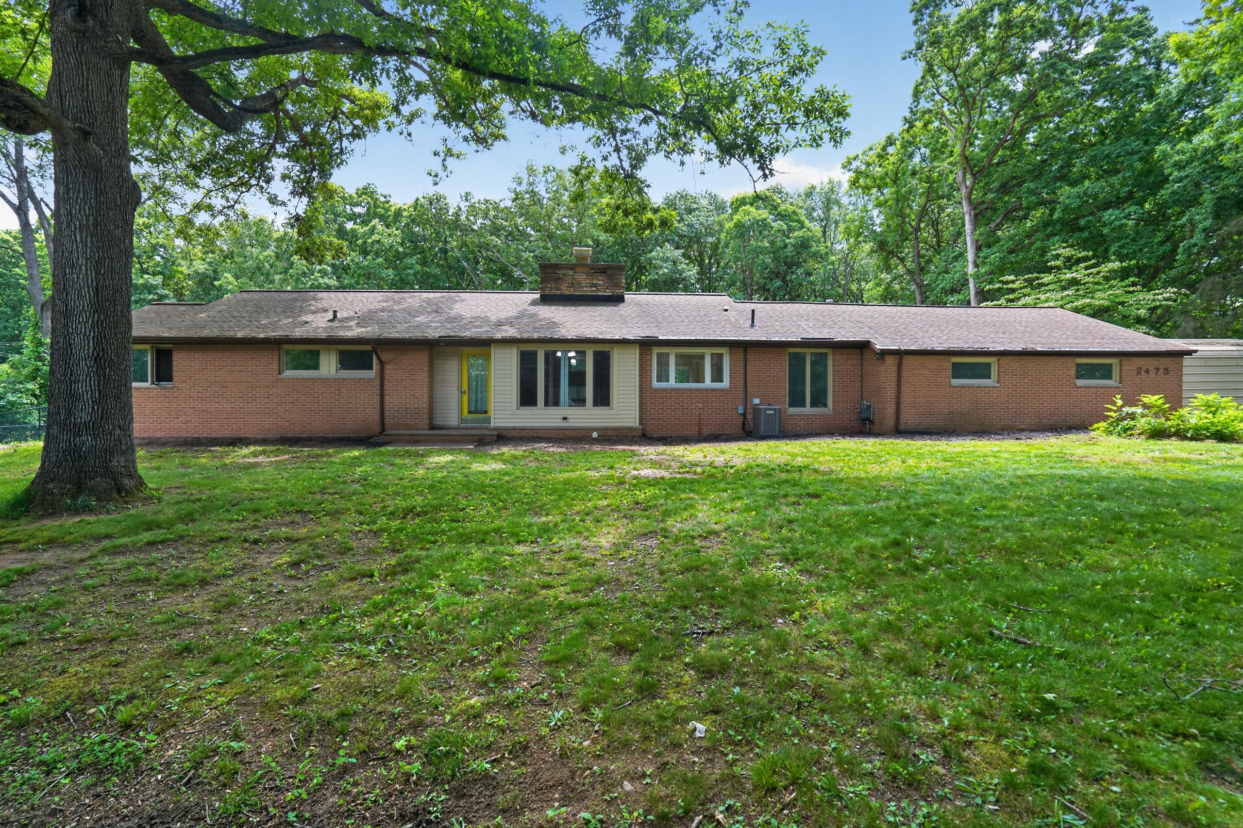 2475 Park Drive