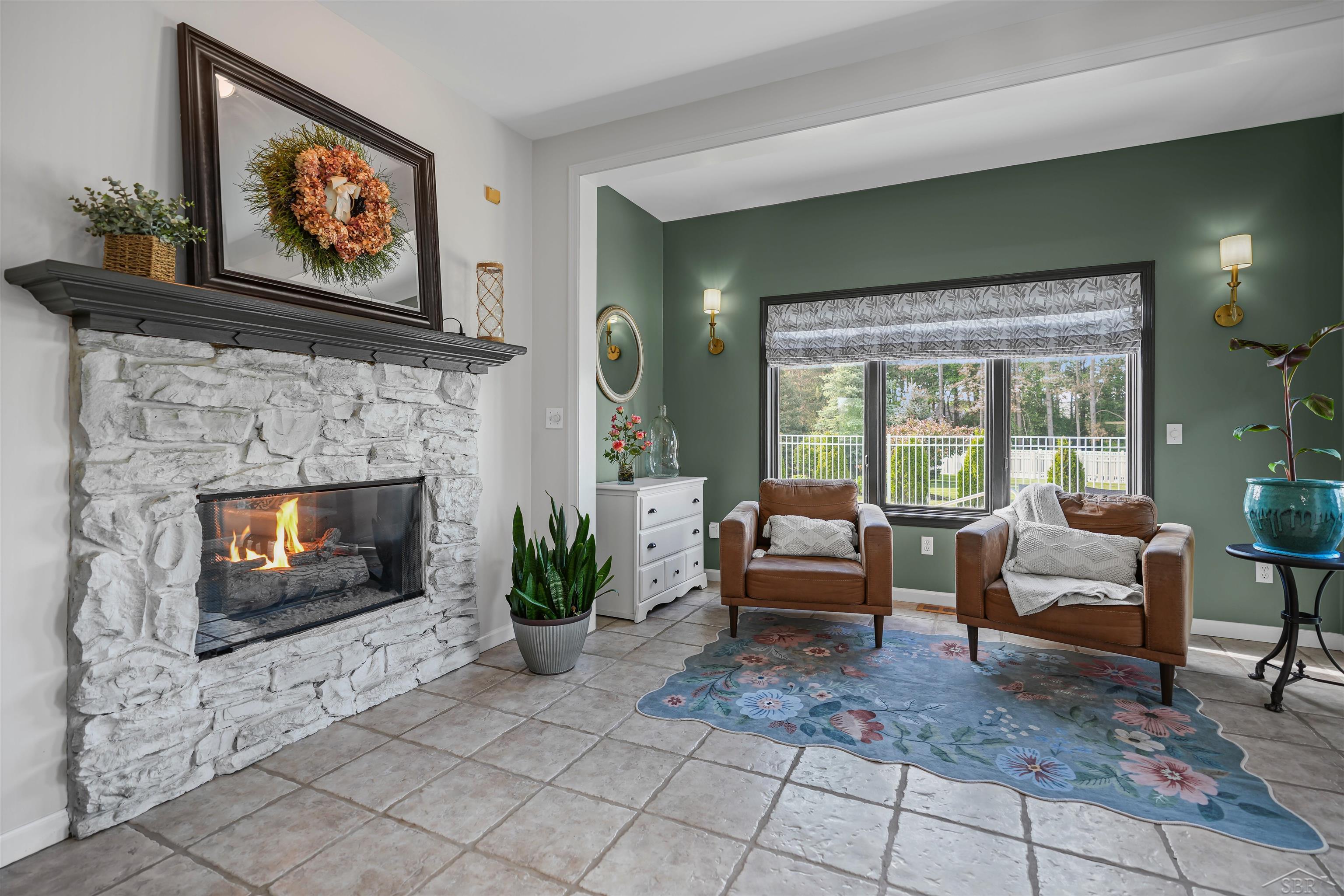 9450 Creek Bend Trail