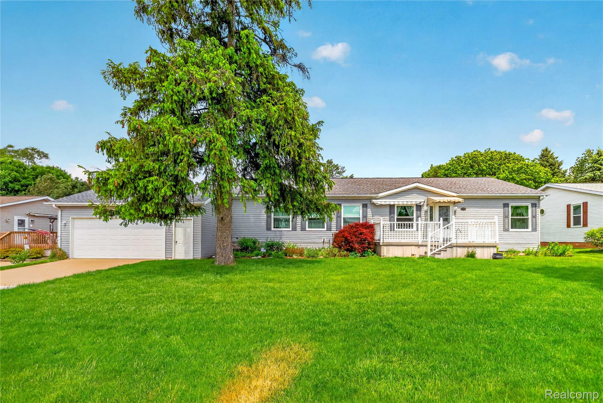 12239 Maple Creek Court