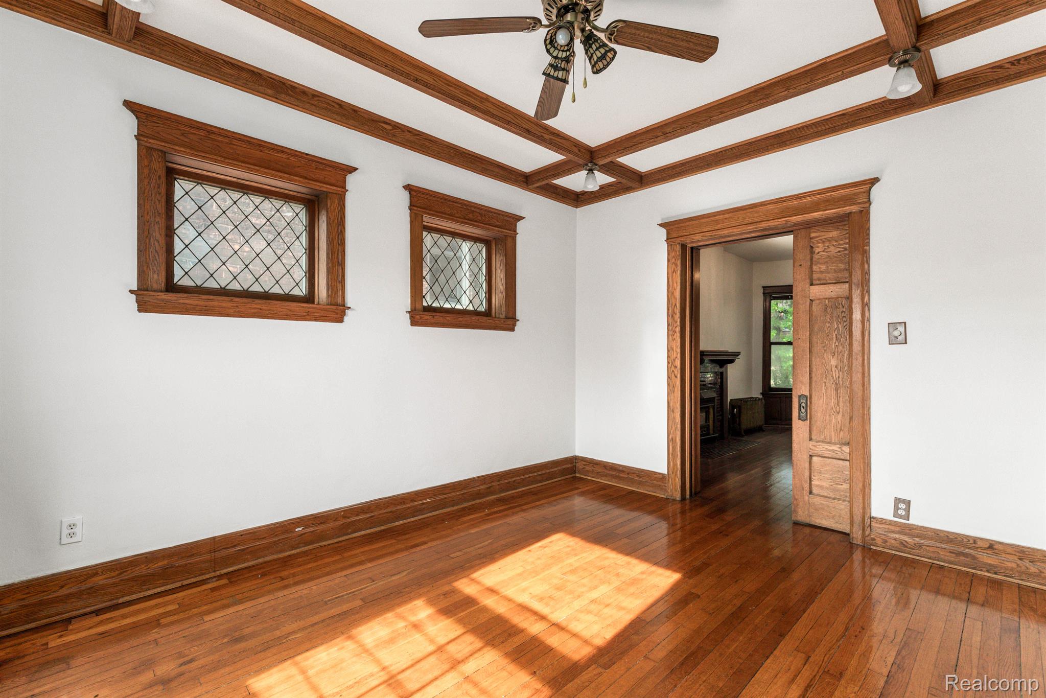 Detroit, Michigan 48208, United States, 5 Bedrooms Bedrooms, ,3 BathroomsBathrooms,Residential,Active,43730