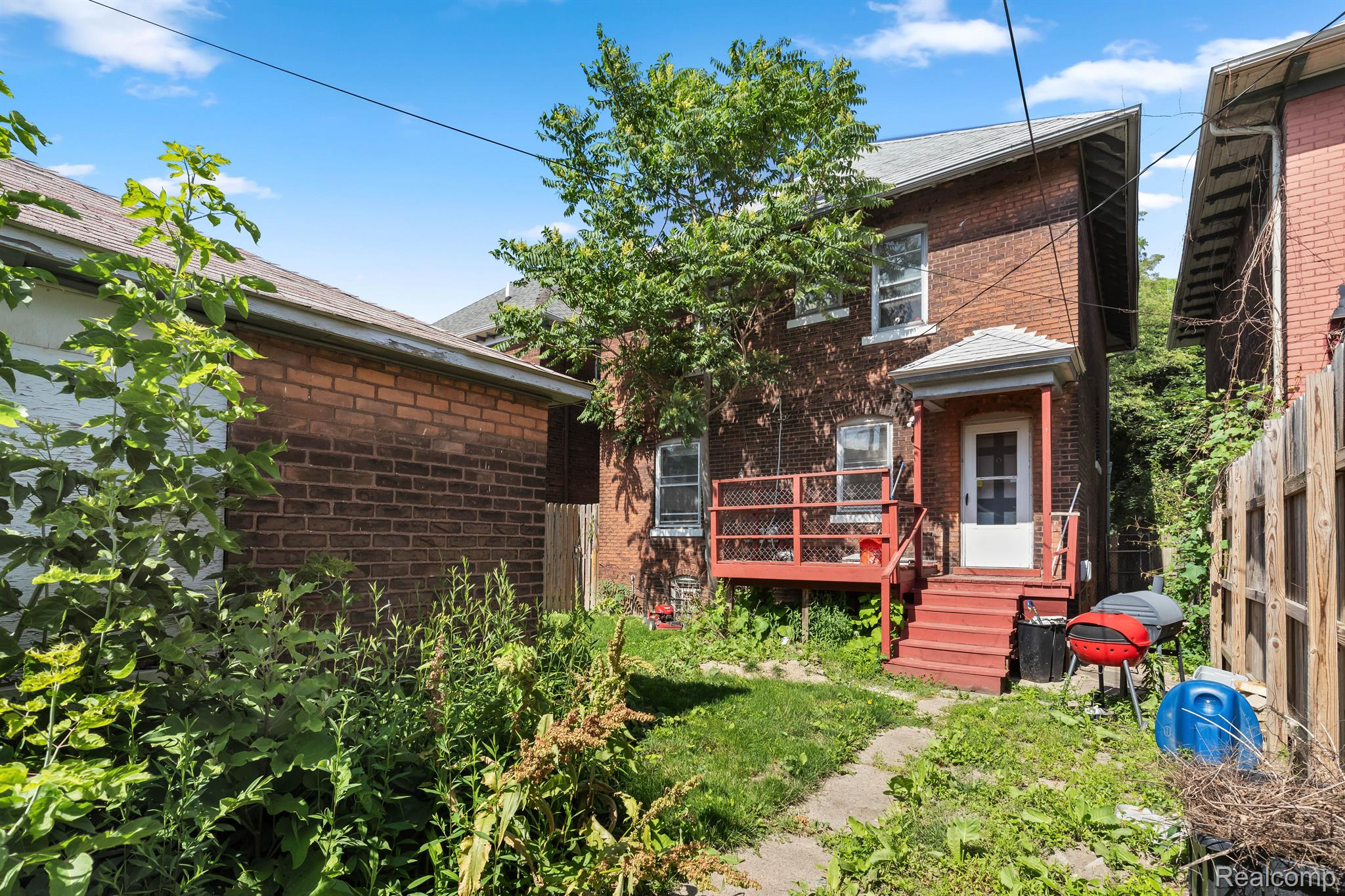 Detroit, Michigan 48208, United States, 5 Bedrooms Bedrooms, ,3 BathroomsBathrooms,Residential,Active,43730