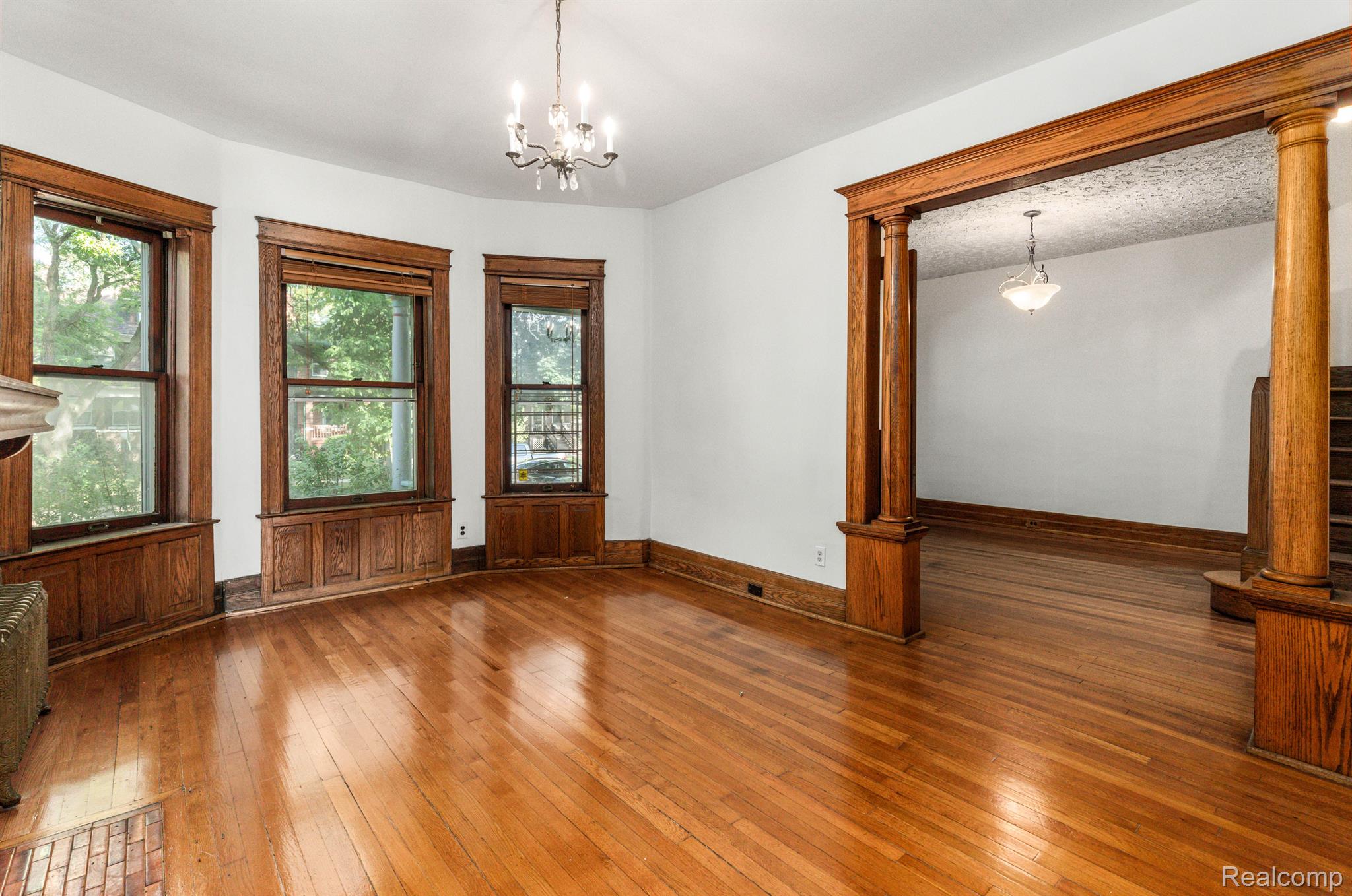 Detroit, Michigan 48208, United States, 5 Bedrooms Bedrooms, ,3 BathroomsBathrooms,Residential,Active,43730