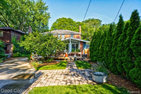 Tiny photo for 25844 Salem Road, Huntington Woods City, MI 48070 (MLS # 20261083180)
