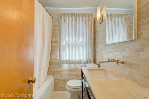 Tiny photo for 25844 Salem Road, Huntington Woods City, MI 48070 (MLS # 20261083180)