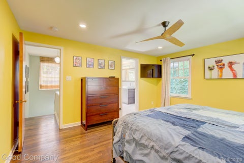 Tiny photo for 25844 Salem Road, Huntington Woods City, MI 48070 (MLS # 20261083180)