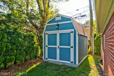 Tiny photo for 25844 Salem Road, Huntington Woods City, MI 48070 (MLS # 20261083180)