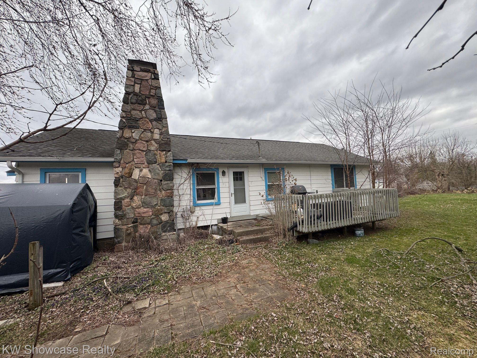 5821 FELSKE Drive