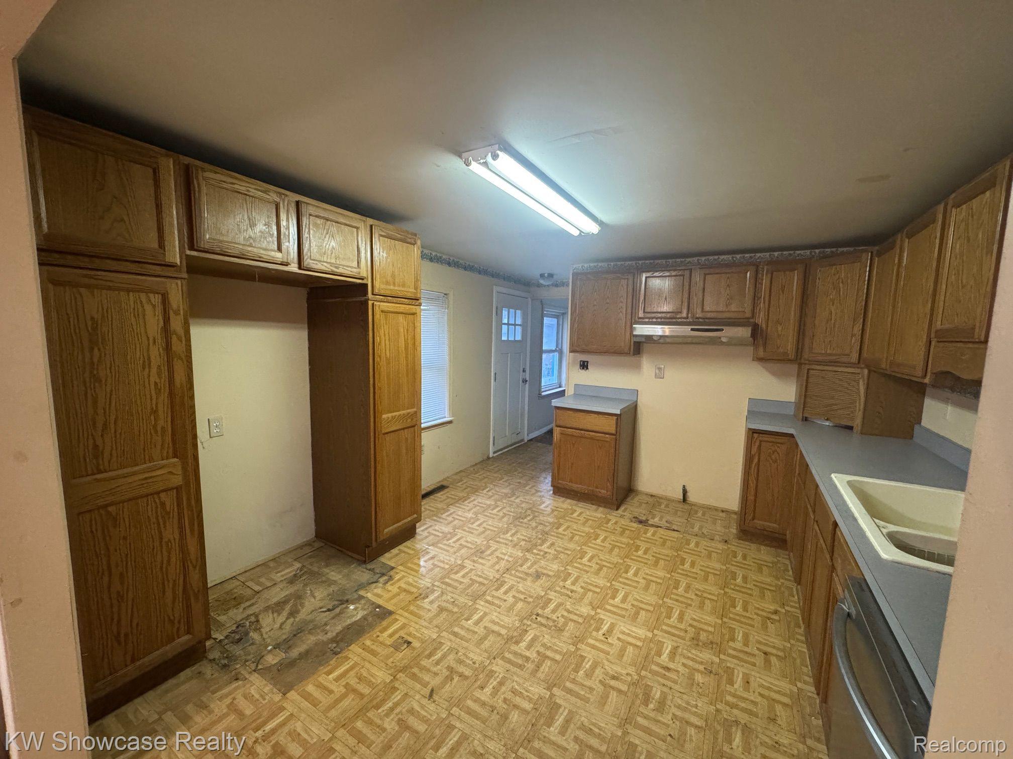 5821 FELSKE Drive