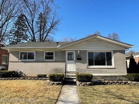 8236 Margaret Street Taylor City MI 48180