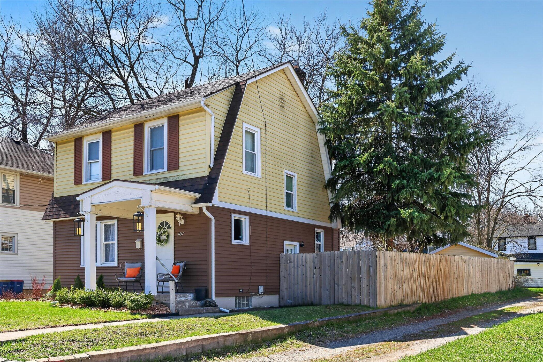 1717 Linden Avenue SE