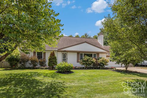 3258 Sunnyhill Street NE Plainfield Charter Township MI 49341