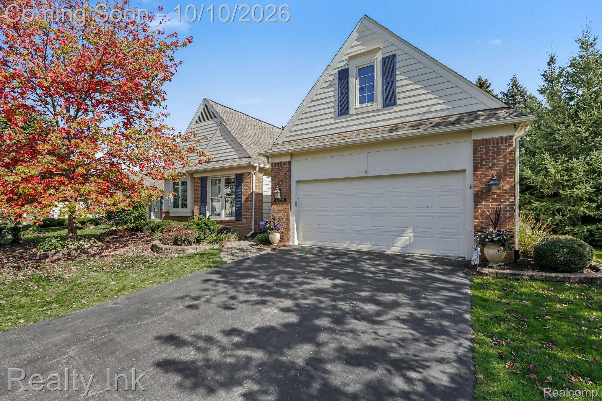 4646 Roundtree Drive