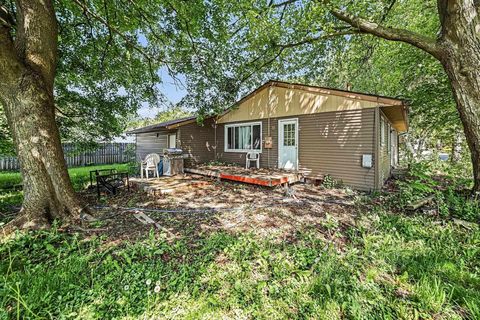 Tiny photo for 1200 love Street, Midland City, MI 48642 (MLS # 61050209513)