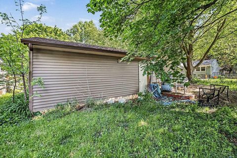 Tiny photo for 1200 love Street, Midland City, MI 48642 (MLS # 61050209513)