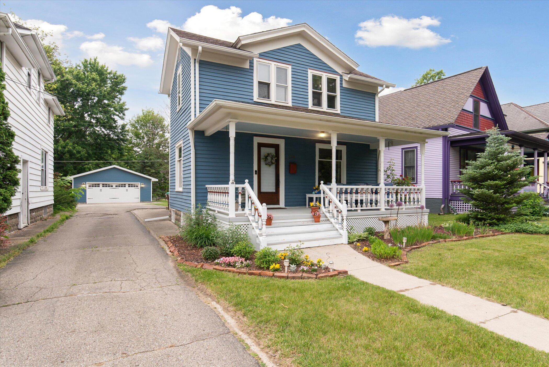 238 E E. Main St Street
