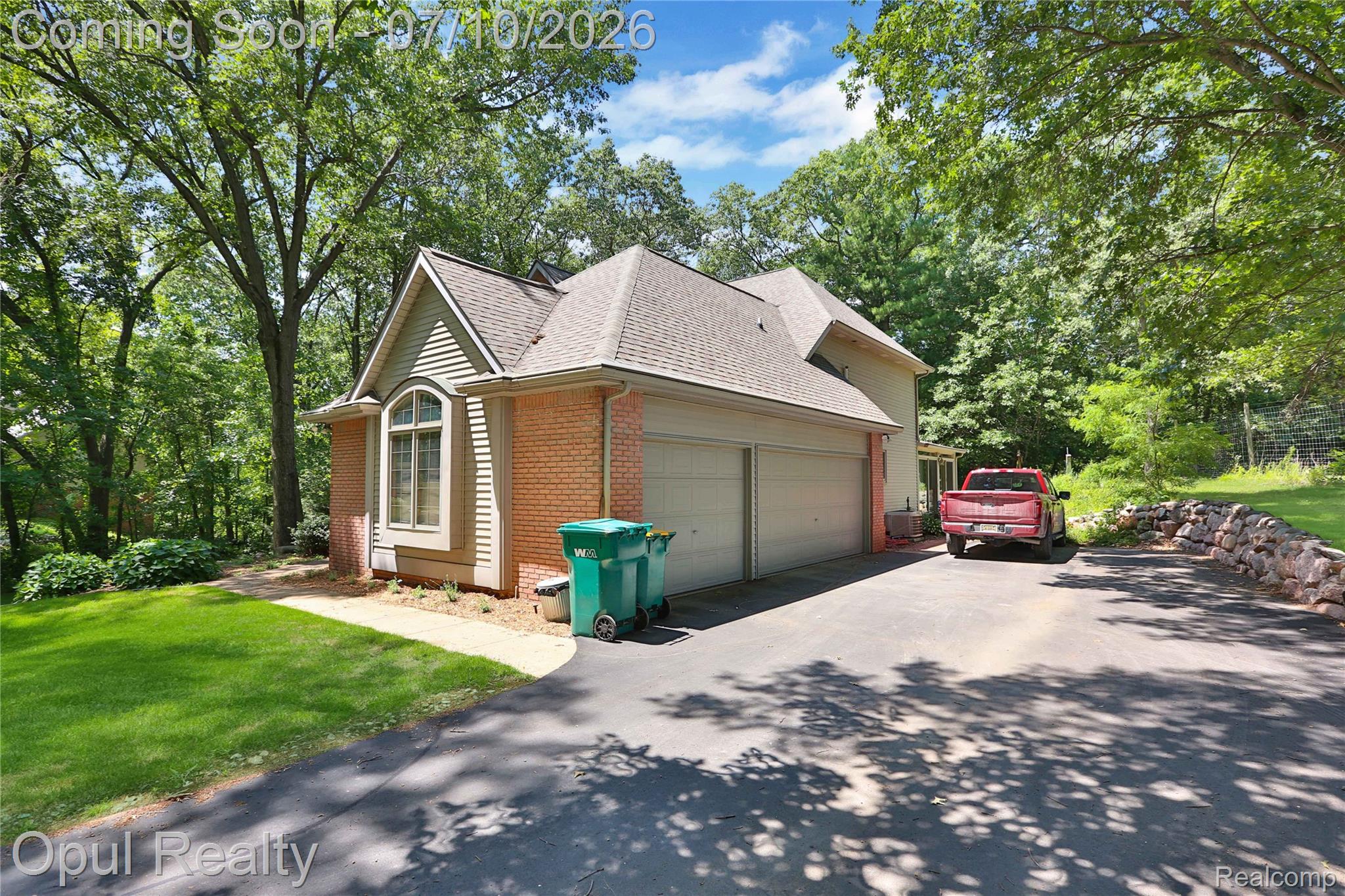 7725 Partridge Hill Drive