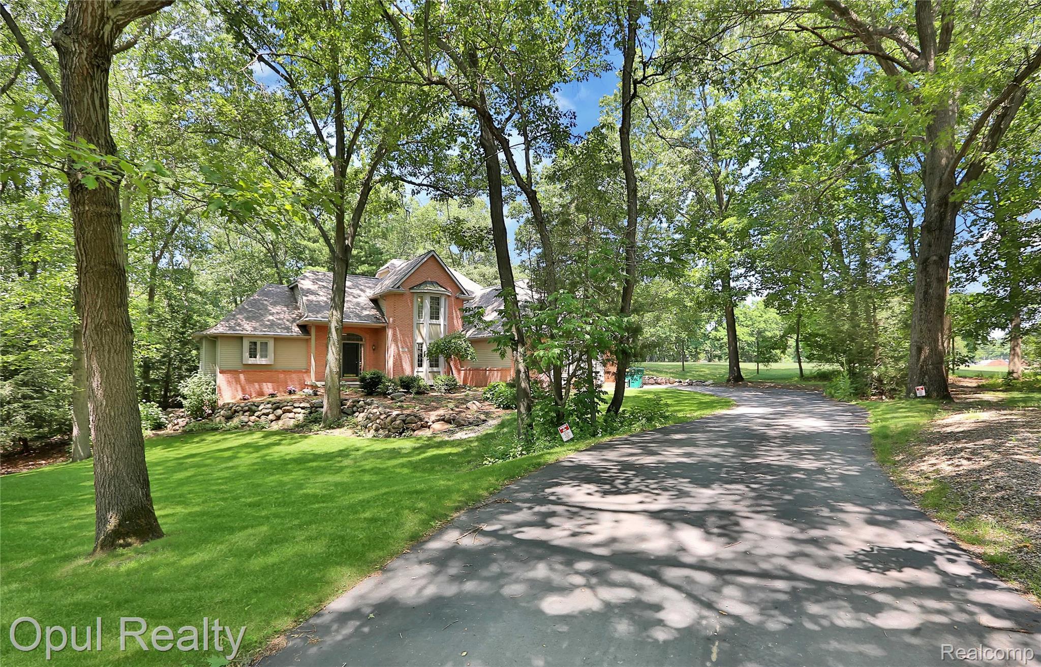 7725 Partridge Hill Drive