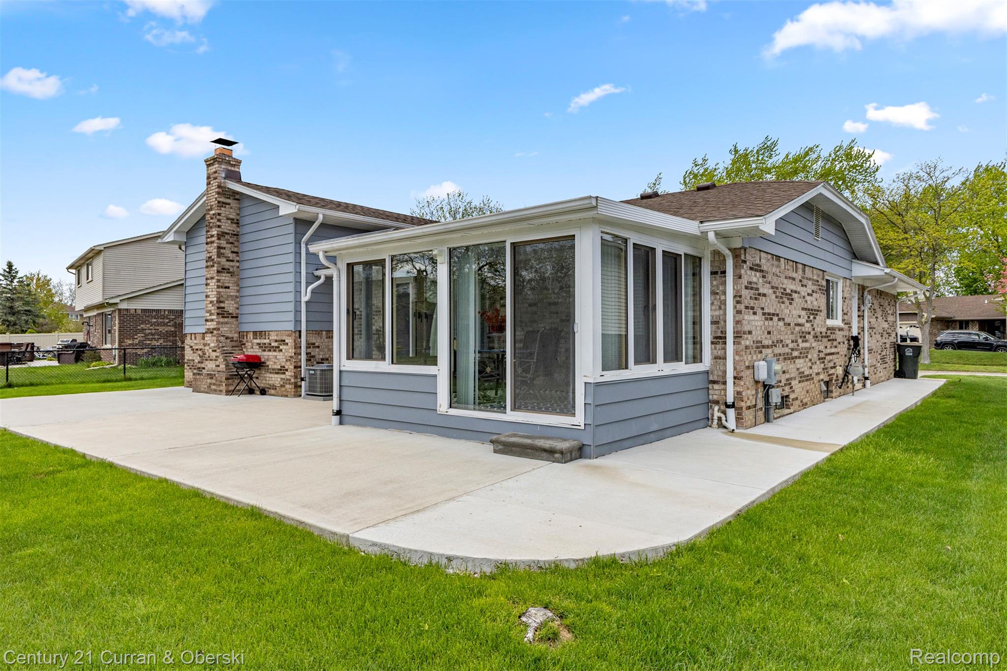 45561 Edgewood Court