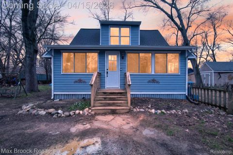 Photo of 9024 MANDON Road, White Lake Charter Township, MI 48386 (MLS # 20261024136)