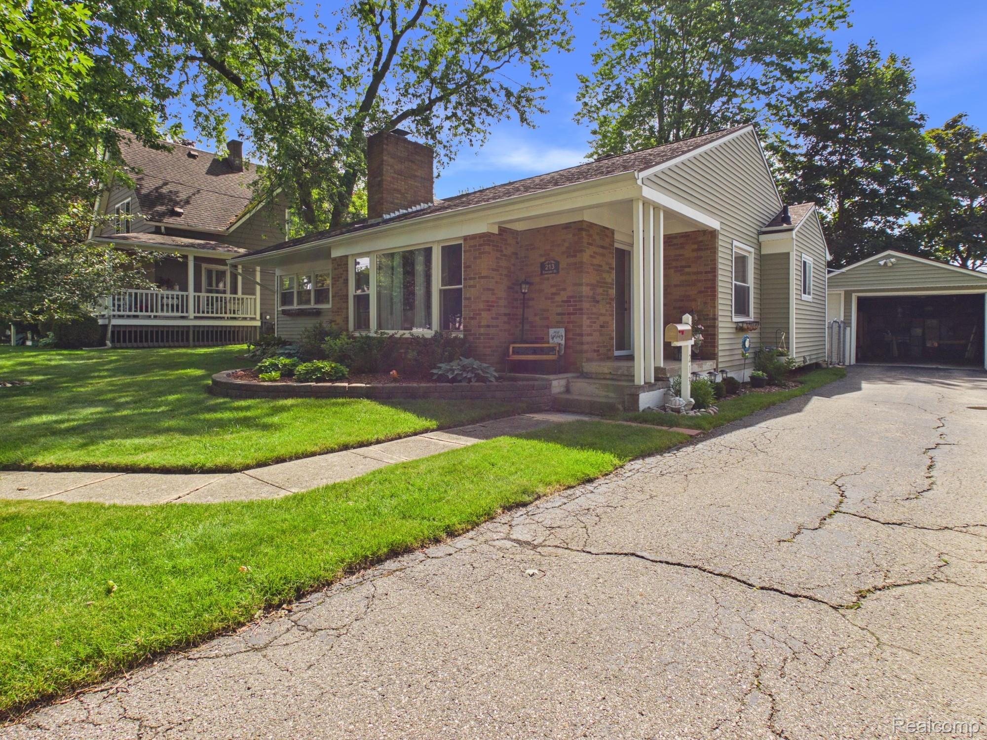 213 Sawyer Street