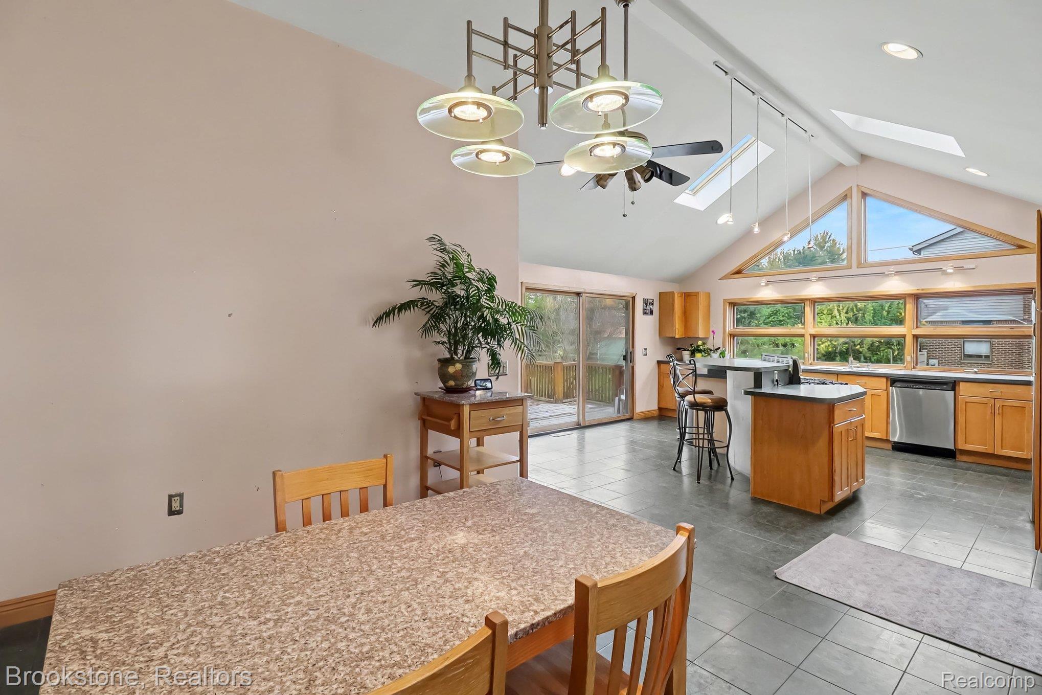 2416 Cromie Drive