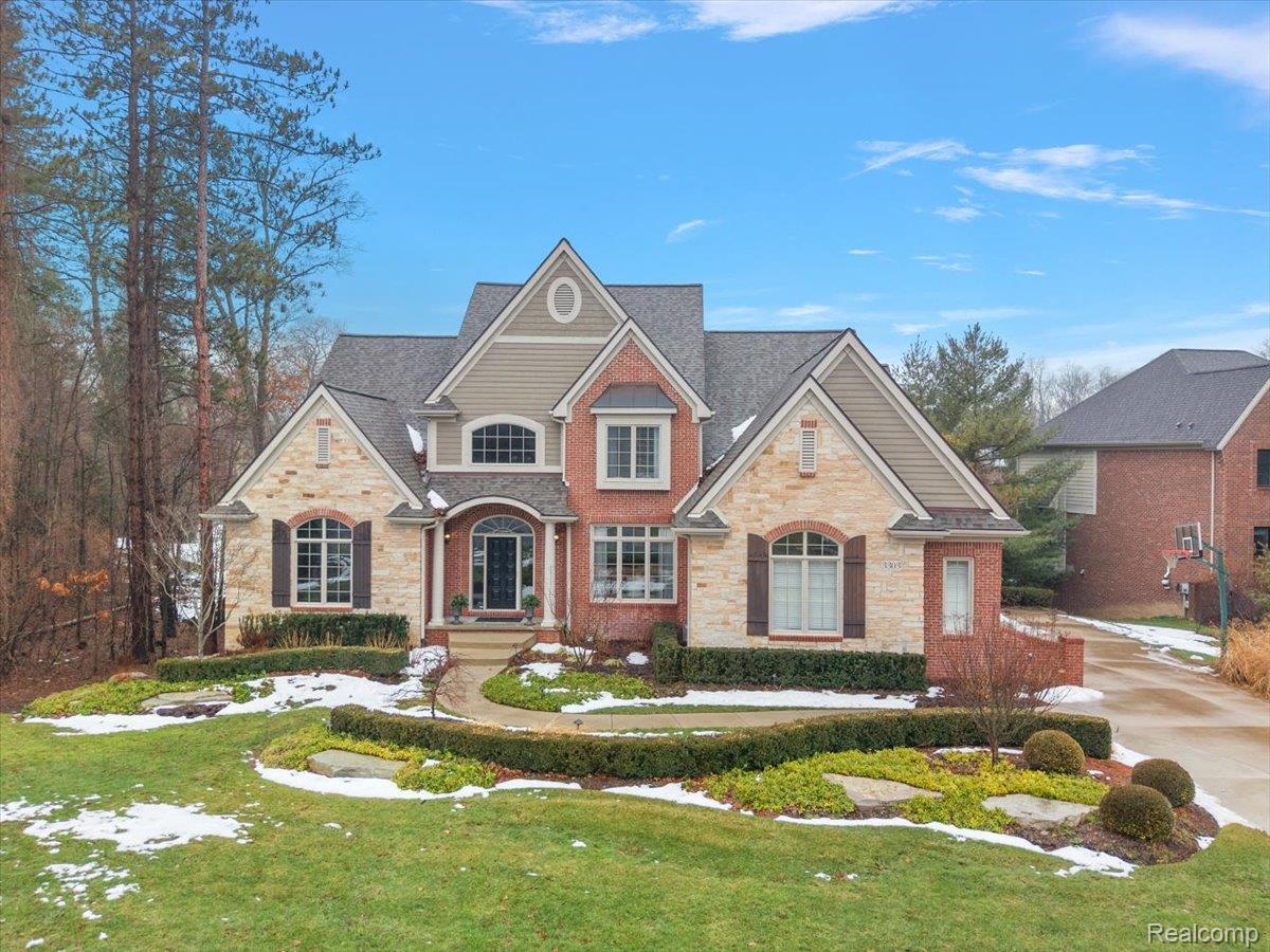 3303 Timberlake Drive