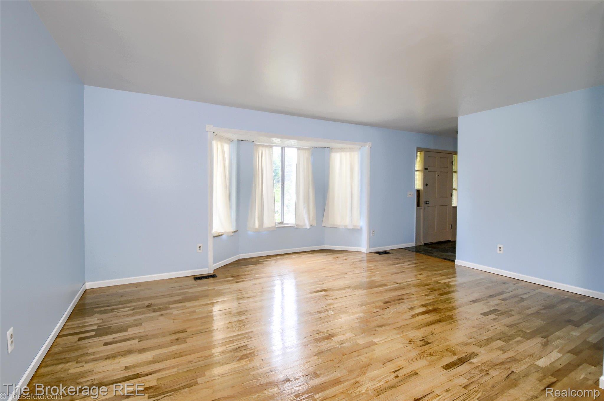 732 E Grand Blanc Road
